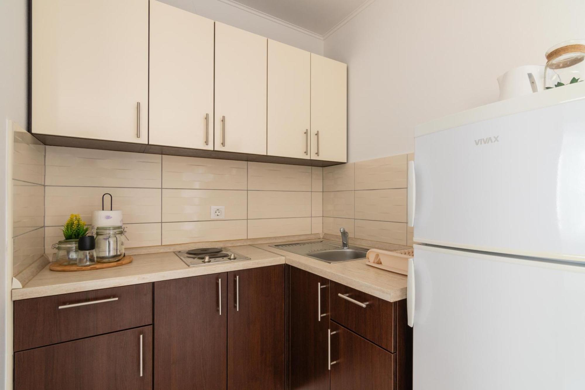 Apartments With A Parking Space Mandre, Pag - 18748 Колан Экстерьер фото