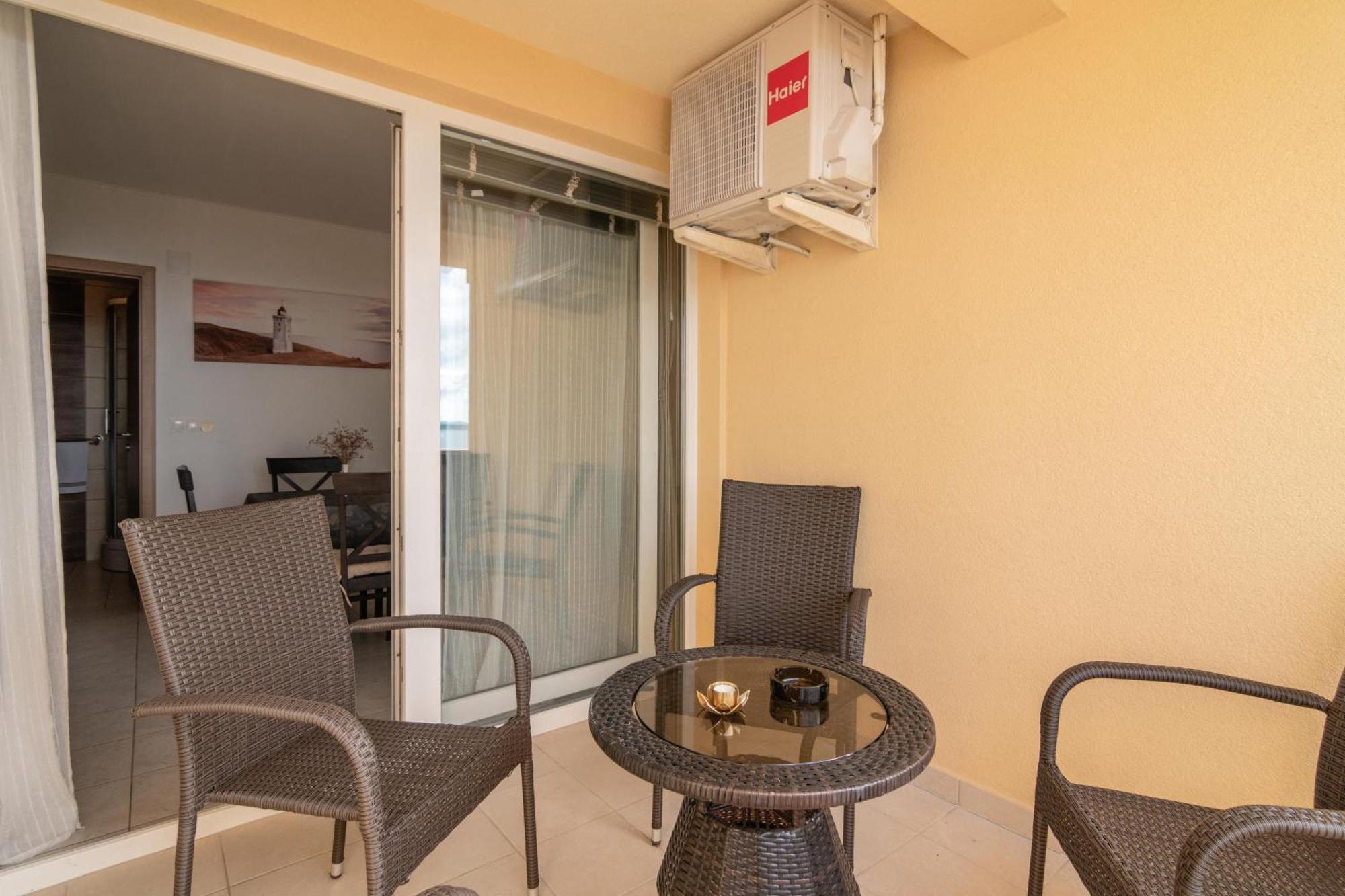 Apartments With A Parking Space Mandre, Pag - 18748 Колан Экстерьер фото