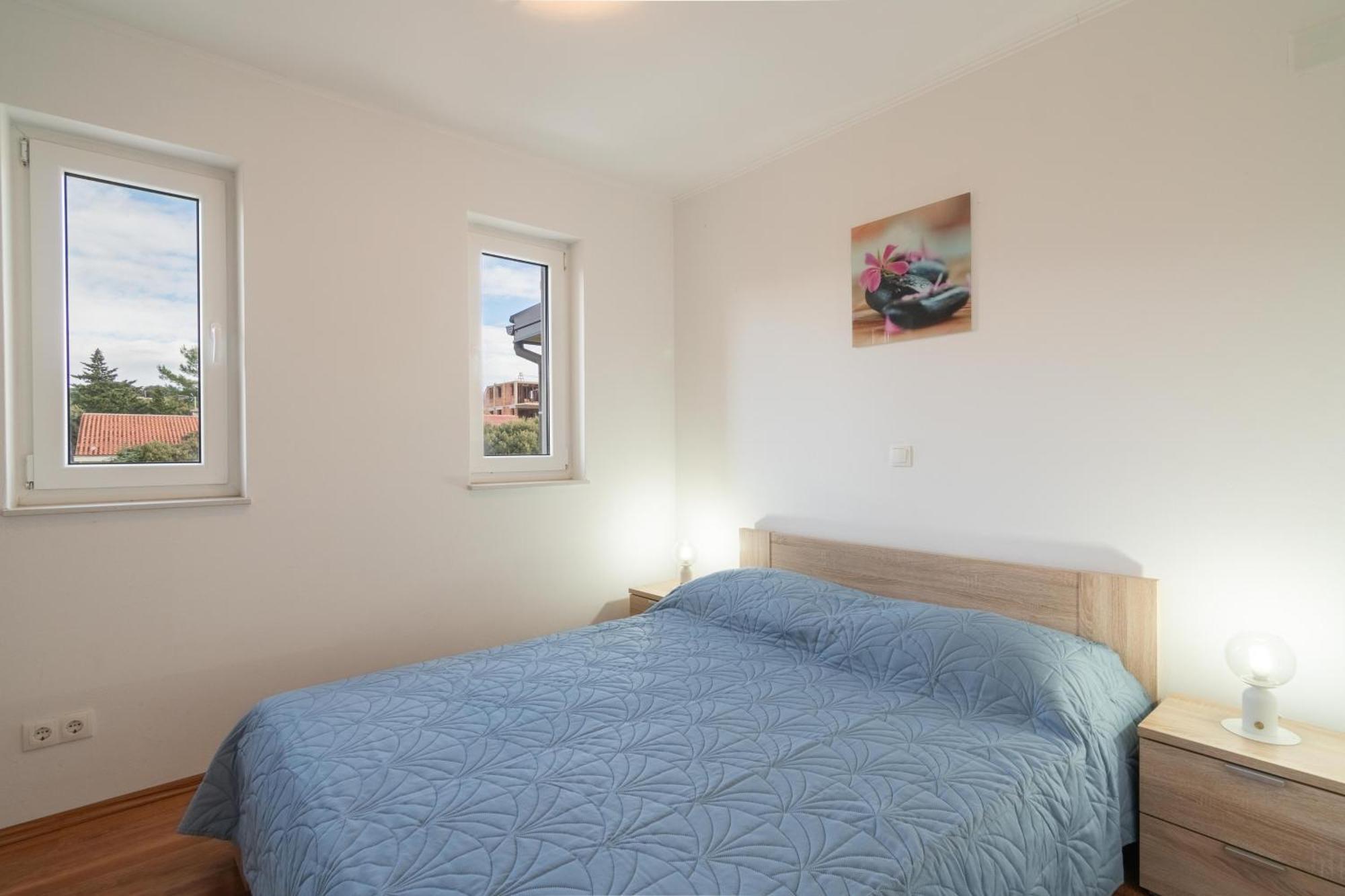 Apartments With A Parking Space Mandre, Pag - 18748 Колан Экстерьер фото