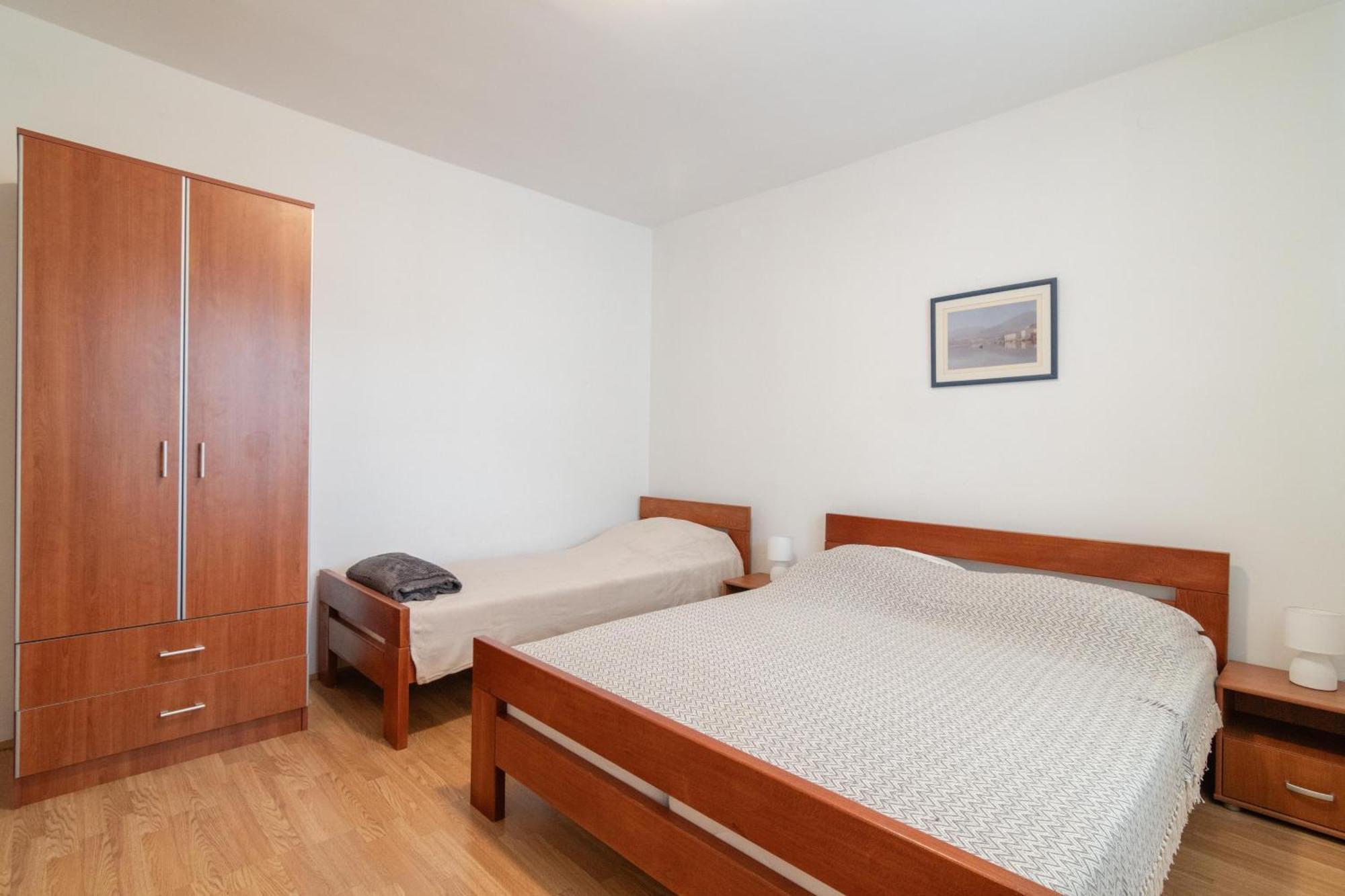 Apartments With A Parking Space Mandre, Pag - 18748 Колан Экстерьер фото