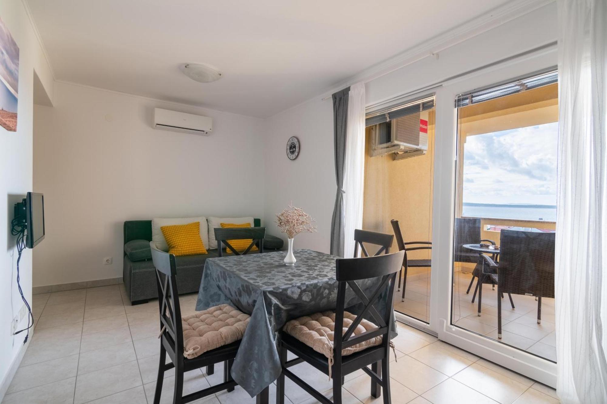 Apartments With A Parking Space Mandre, Pag - 18748 Колан Номер фото